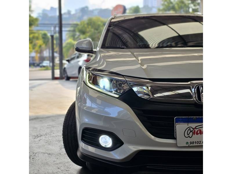 HONDA - HR-V - 2018/2019 - Branca - Sob Consulta