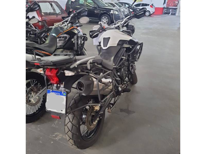 TRIUMPH - TIGER 800XC - 2015/2015 - Branca - Sob Consulta