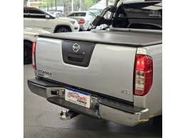 NISSAN - FRONTIER - 2013/2013 - Prata - Sob Consulta