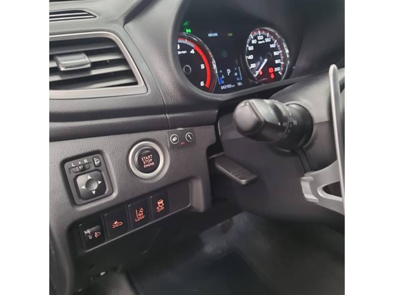 MITSUBISHI - L200 - 2022/2022 - Preta - Sob Consulta