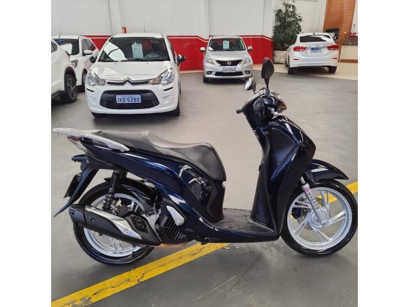 HONDA - SH 150i - 2015/2015 - Preta - Sob Consulta