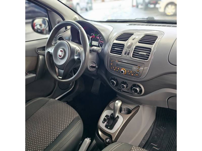 FIAT - SIENA - 2015/2015 - Branca - Sob Consulta