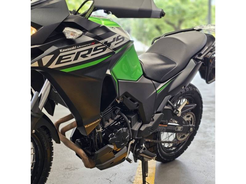 KAWASAKI - VERSYS 300 - 2021/2021 - Verde - Sob Consulta