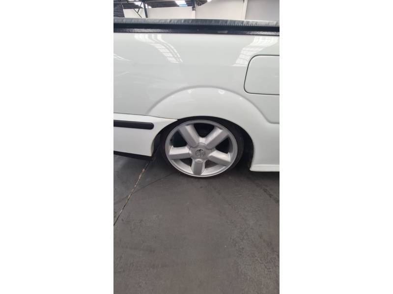 VOLKSWAGEN - SAVEIRO - 2000/2000 - Branca - Sob Consulta