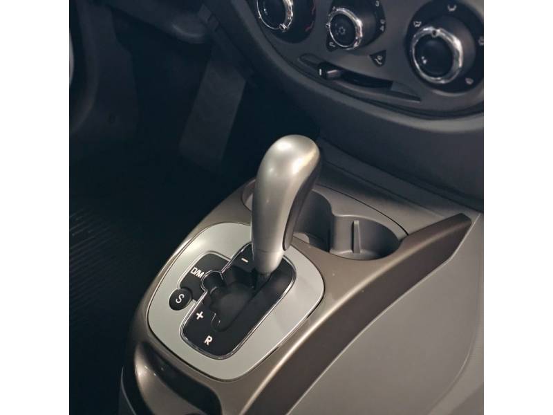 FIAT - SIENA - 2015/2015 - Branca - Sob Consulta