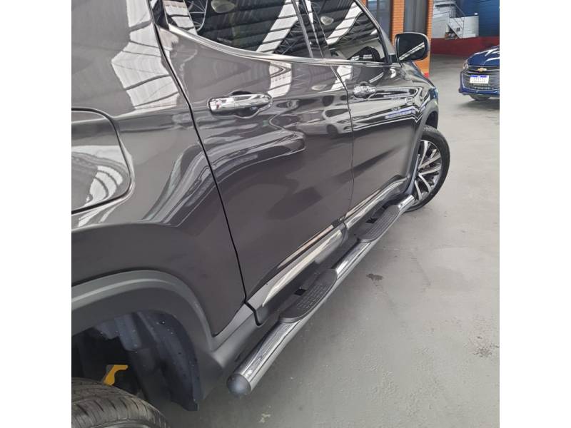 FIAT - TORO - 2021/2022 - Cinza - Sob Consulta