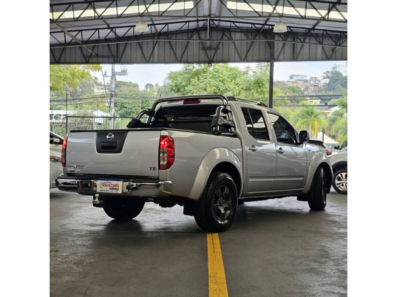 NISSAN - FRONTIER - 2013/2013 - Prata - Sob Consulta