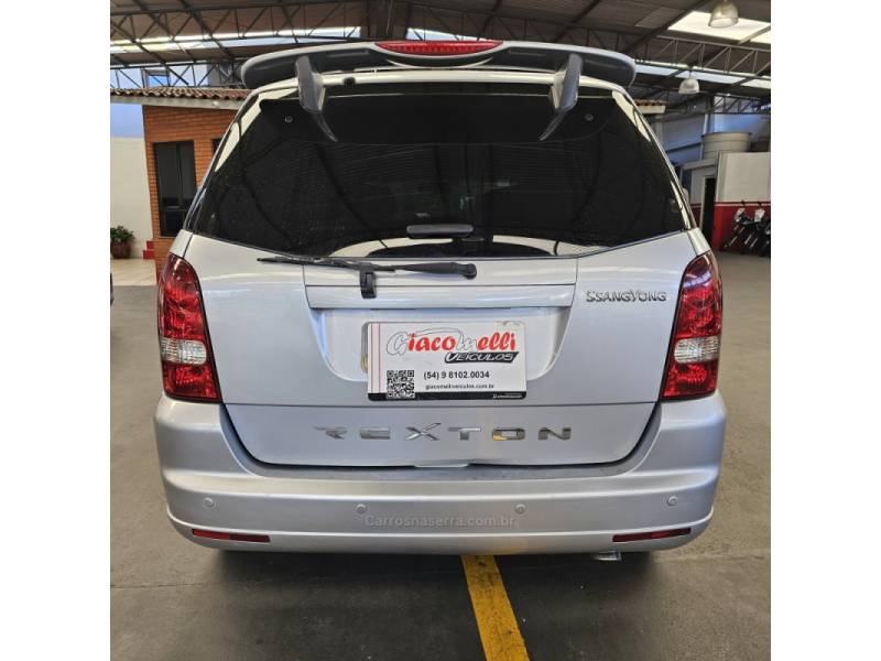 SSANGYONG - REXTON - 2009/2009 - Prata - Sob Consulta