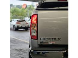 NISSAN - FRONTIER - 2013/2013 - Prata - Sob Consulta