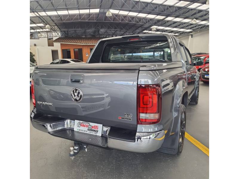 VOLKSWAGEN - AMAROK - 2018/2019 - Cinza - Sob Consulta