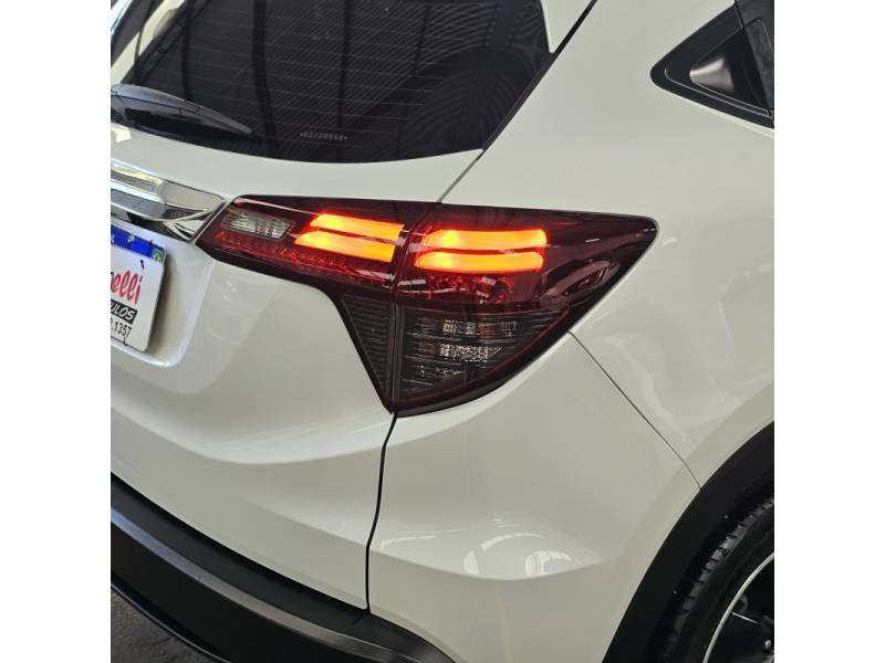 HONDA - HR-V - 2018/2019 - Branca - Sob Consulta