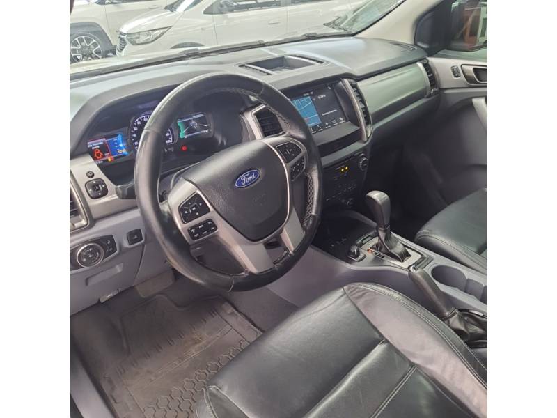 FORD - RANGER - 2018/2018 - Branca - Sob Consulta