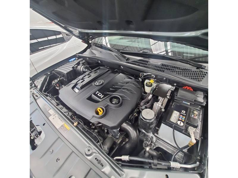 VOLKSWAGEN - AMAROK - 2018/2019 - Cinza - Sob Consulta